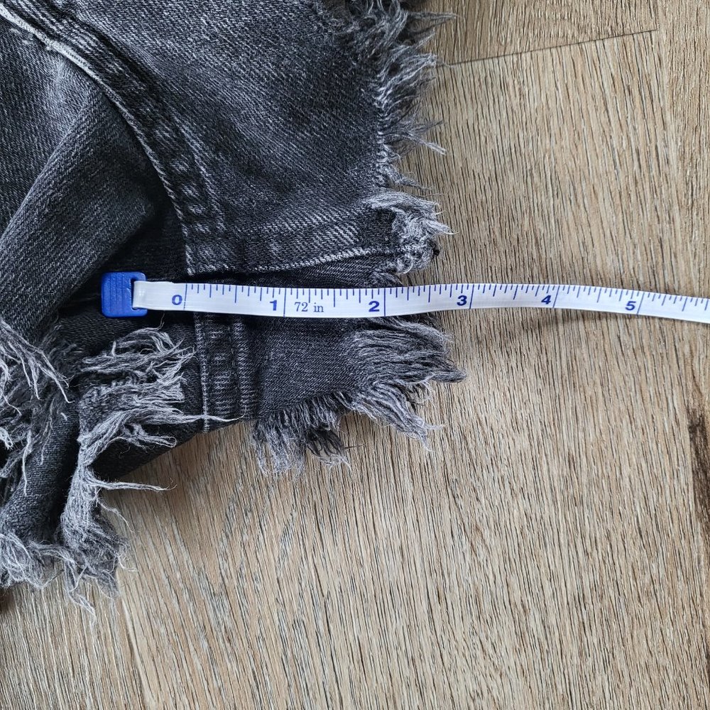 Zara Distressed Denim Shorts Dark Wash - Picture 8 of 11
